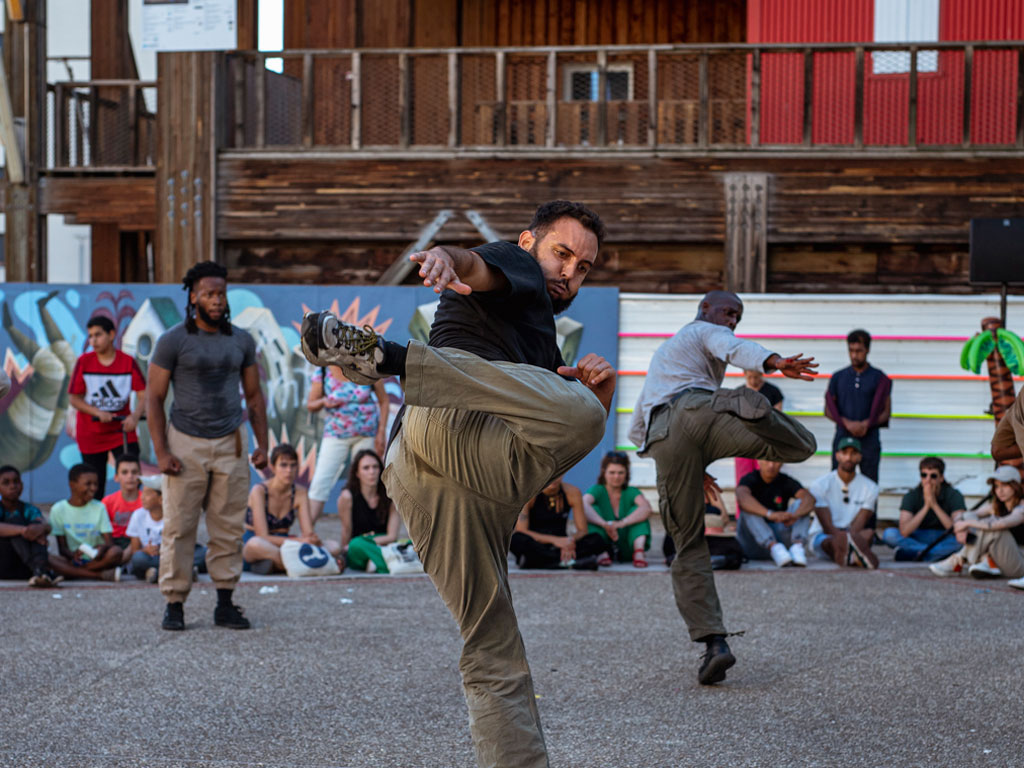 Initiation danses urbaines avec la Compagnie Relevant © Juliette Treillet