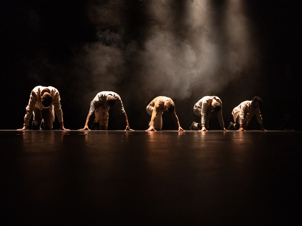 UPSHOT, Compagnie Relevant © Julie Cherki